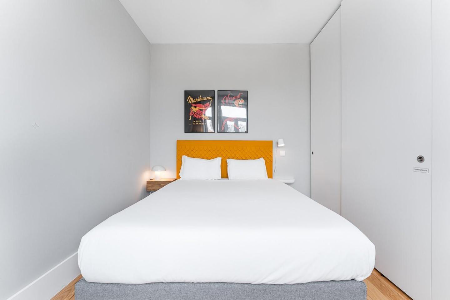 GuestReady - Colorful Apt near 24 de Agosto Station Porto Exterior foto